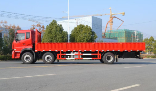 2 barrière puissante Trailers Truck de double du camion 420hp de cargaison de l'euro II Howo de camion de cargaison de fourgons