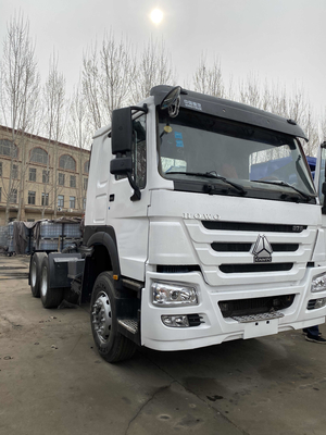 Sinotruck résistant Howo a utilisé le camion de tracteur avec peinture du moteur 371HP de Weichai la nouvelle