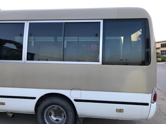 TOYOTA a utilisé l'autobus de caboteur avec 16-30 sièges moteur diesel et moteur à essence