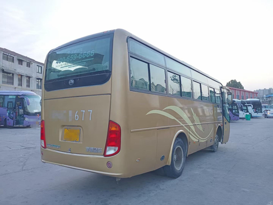 Le National Express transportent le rendement élevé a employé la disposition des sièges 2+2 de Bus 35 d'entraîneur de Yutong