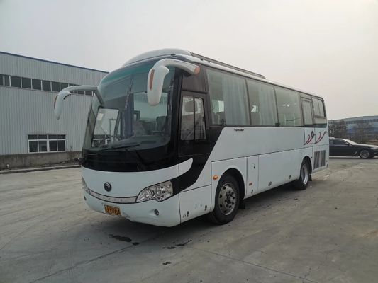 Fenêtre ZK6888 de joint du moteur 162kw de l'autobus 45seats 2+3layout Yuchai de Yutong d'autobus d'occasion