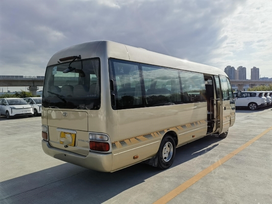 Toyota a utilisé la vitesse manuelle d'autobus de caboteur utilisée par Japon 2010 ans de luxueuse avec 20 sièges