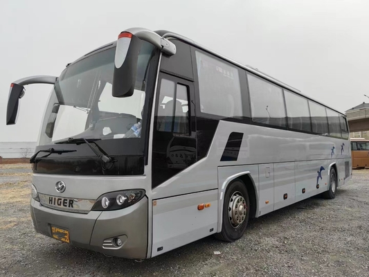Les sièges utilisés 12 du bus touristique 54 mètre main un plus haut KLQ6125 de couleur argentée de portes à deux battants de moteur de cylindres de Yuchai 6 la 2ème