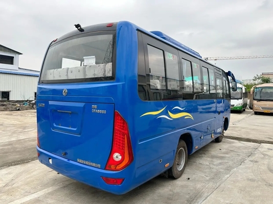 Les petits bleus utilisés d'autobus colorent 25 sièges que le moteur 130hp de Yuchai glissant la main gauche de Windows conduisent l'autobus DFA6660 de Dongfeng