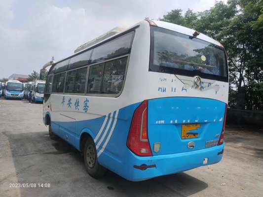 Couleur blanche utilisée de sièges de la porte 19 de Floding de fourgons de navette 6 mètres de Front Engine Wiht a/c 2ème de main d'autobus EQ6608 de Dongfeng