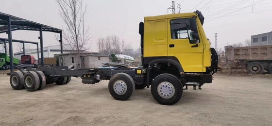 Châssis utilisé de camion de cargaison de Sinotruck Howo de mode d'entraînement des camions 8×4 de cargaison 11 mètres long 12 pneus