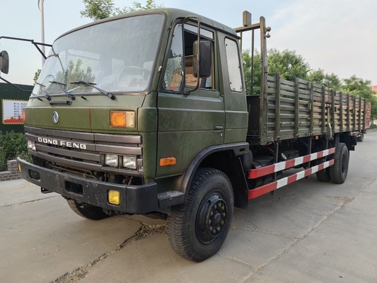 Le mode utilisé LHD/RHD d'entraînement de Cummins Engine 4×2 de camions de lumière a utilisé le camion de cargaison de Donfeng 6,8 tonnes de poids de restriction
