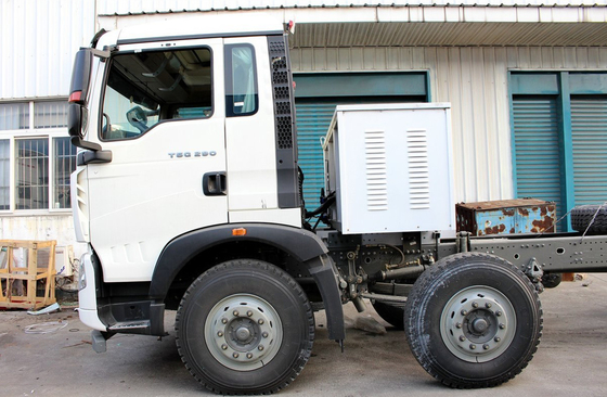 Camion à bascule Sino Howo Chassis à bascule 8×4 Cabine simple 2 sièges GNL 290 ch 9,2 mètres de longueur
