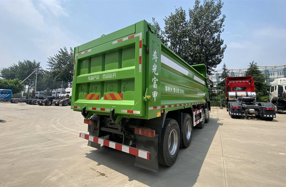 Howo 8x4 camion de décharge 340 chevaux transport de déchets de construction urbaine 12 roues printemps à feuilles