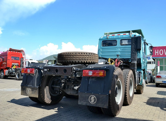 Tête de camion tracteur Shacman F3000 Cheval 10 roues 336 chevaux Transport quotidien de produits industriels