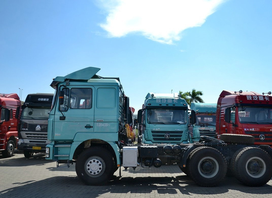 Tête de camion tracteur Shacman F3000 Cheval 10 roues 336 chevaux Transport quotidien de produits industriels