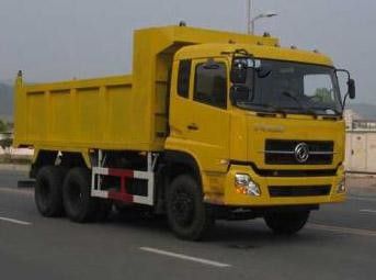 Camions- d'occasion de Dongfeng 25000 kilogrammes de capacité de chargement pour la construction