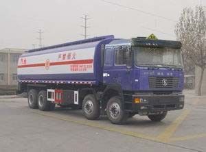 le volume 25m3 a utilisé des camions-citernes aspirateurs, norme d'émission utilisée de l'EURO IV de camions de fioul