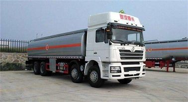 le volume 25m3 a utilisé des camions-citernes aspirateurs, norme d'émission utilisée de l'EURO IV de camions de fioul