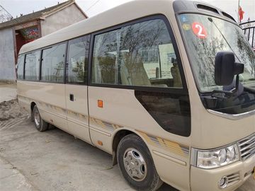 Le caboteur utilisé diesel d'occasion de 2017 TOYATO transporte des sièges Mini Bus de la main droite 23