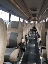 55 main gauche diesel de l'autobus KLQ6147 de passager utilisée par voyage plus haut rouge de Seat orientant 2013 ans
