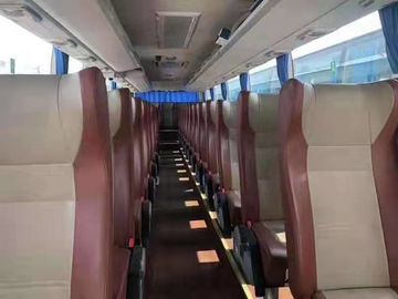 Yutong 6122 séries 55 pose l'autobus LHD diesel de car d'occasion les sièges de luxe de couleur blanche de 2017 ans avec la porte automatique
