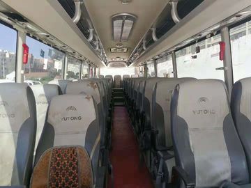 La direction de main gauche a utilisé l'autobus de 55 Seater 2011 pourpre de l'an 6120HY19 avec les sièges en cuir