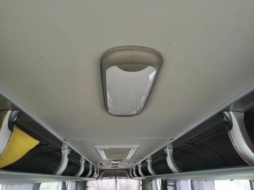 ZK6908 le modèle Diesel Fuel Used Yutong transporte la couleur facultative de 2015 sièges de l'an 39