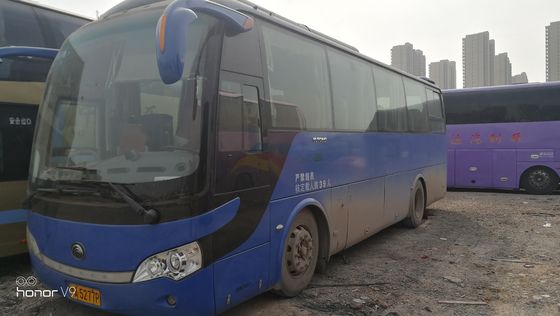 La marque ZK6938 39 de Yutong pose la norme d'émission utilisée de Bus With Euro III de car de moteur diesel avec le C.A.