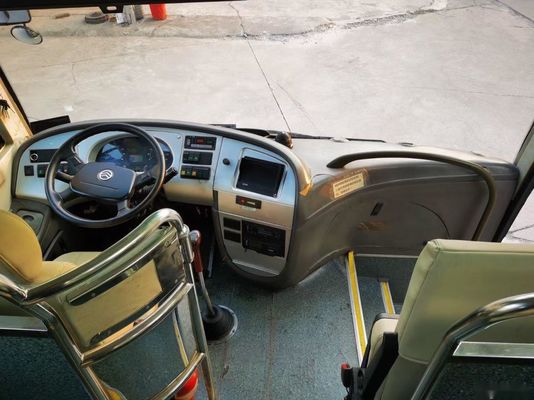 La bonne condition utilisée de Bus Left Steering d'entraîneur avec les sièges XML6102 45 modèles de l'euro III à C.A. a employé Dragon Bus d'or