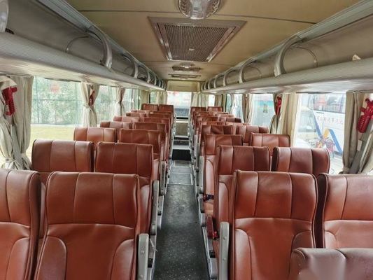 YOUNGMAN JNP6108 39 pose les sièges en cuir de direction partis par châssis d'airbag d'autobus de passager utilisés par autobus arrière de moteur de wp 199kw