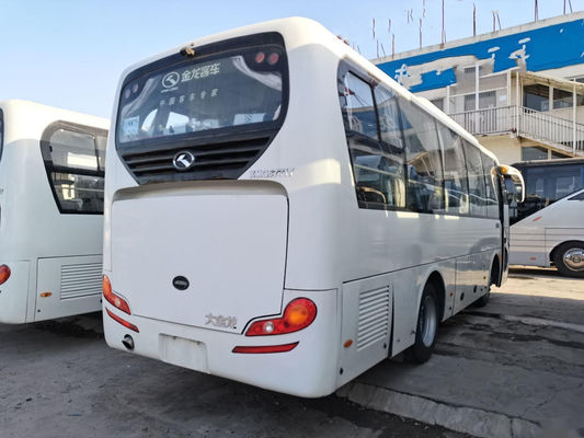 Le moteur arrière utilisé 132kw de Cummins de sièges de Bus XMQ6771 30 d'entraîneur a laissé l'autobus utilisé de direction de Kinglong