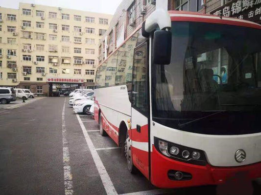 Dragon Bus d'or utilisé XML6757 a utilisé le car 2016 de haute qualité de l'euro IV du moteur 127kw d'arrière du bus touristique 33seats Yuchai Bus