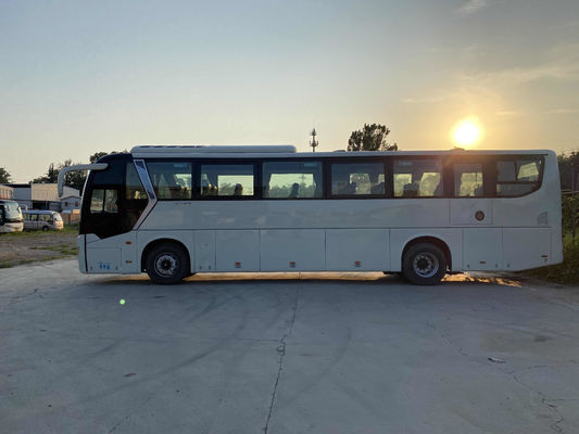 Le nouveau type portes à deux battants de luxe de sièges de Bus Golden Dragon XML6122 52 d'entraîneur a utilisé l'autobus 12meter LHD de passager