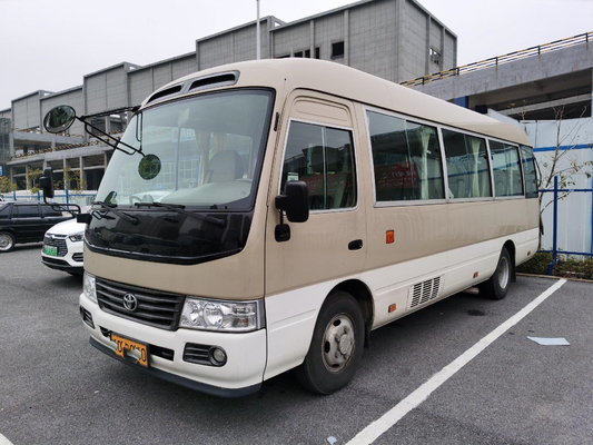 30 Seaters ont utilisé le caboteur que l'autobus 2TR occasion l'autobus de Toyota d'essence