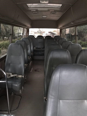 L'autobus d'occasion d'essence de l'autobus 3TR de caboteur de Toyota a employé l'utilisation d'année de Mini Buses de 23 sièges en 2013