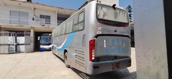 Kinglong Bus XMQ6113 Buses Design 2016 Bus de tourisme d'occasion 49 sièges bus accessoires entraîneur
