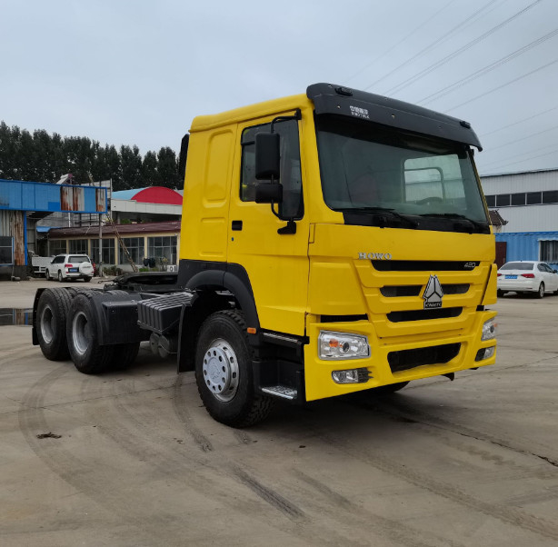 HOWO a utilisé le tracteur original de camion de remorque 6*4 de moteur de Weichai de tête de camion de tracteur semi