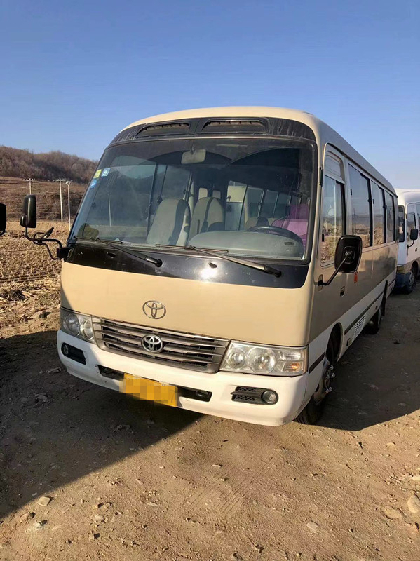 Caboteur Mini Bus Passenger Tourism Bus de TOYOTA utilisé 26 par sièges avec la porte électrique