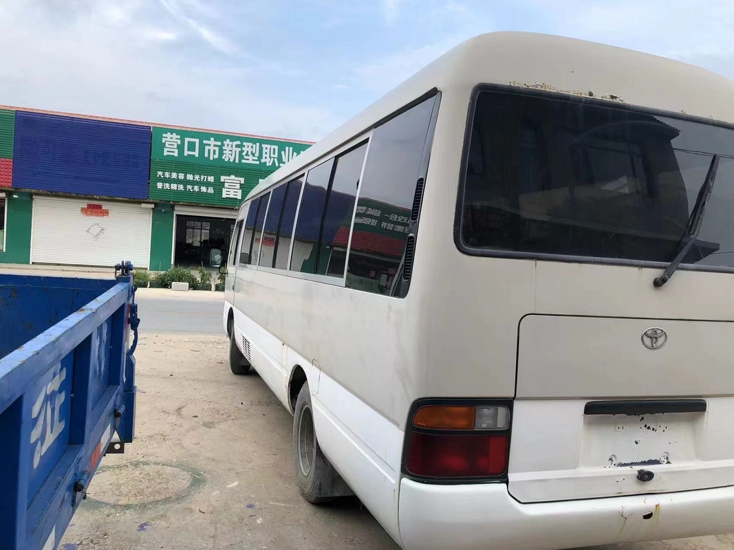 La commande de main gauche a utilisé l'autobus de Front Engine 30 Seat d'autobus de caboteur de Toyota pour des affaires