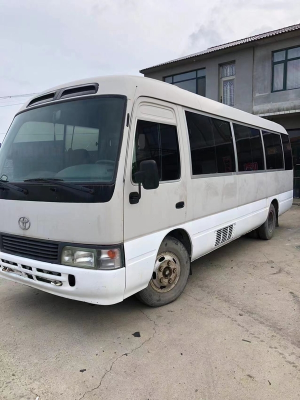 La commande de main gauche a utilisé l'autobus de Front Engine 30 Seat d'autobus de caboteur de Toyota pour des affaires