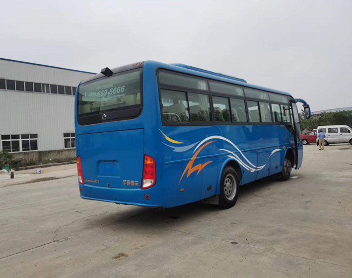 37 direction de l'autobus ZK6842D Front Engine Coach RHD de Yutong utilisée par sièges pour le transport