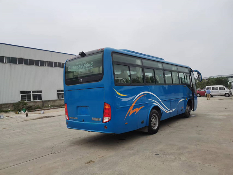 37 direction de l'autobus ZK6842D Front Engine Coach RHD de Yutong utilisée par sièges pour le transport