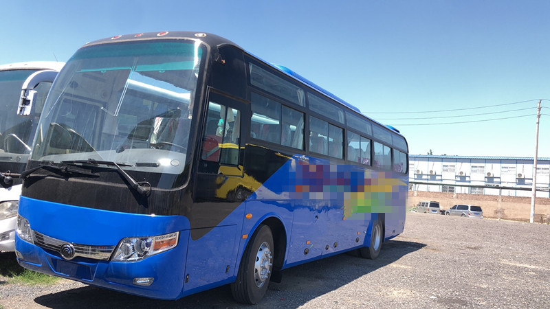 2015 direction de Bus With New Seat LHD d'entraîneur de Yutong utilisée par sièges ZK6107 de l'an 47