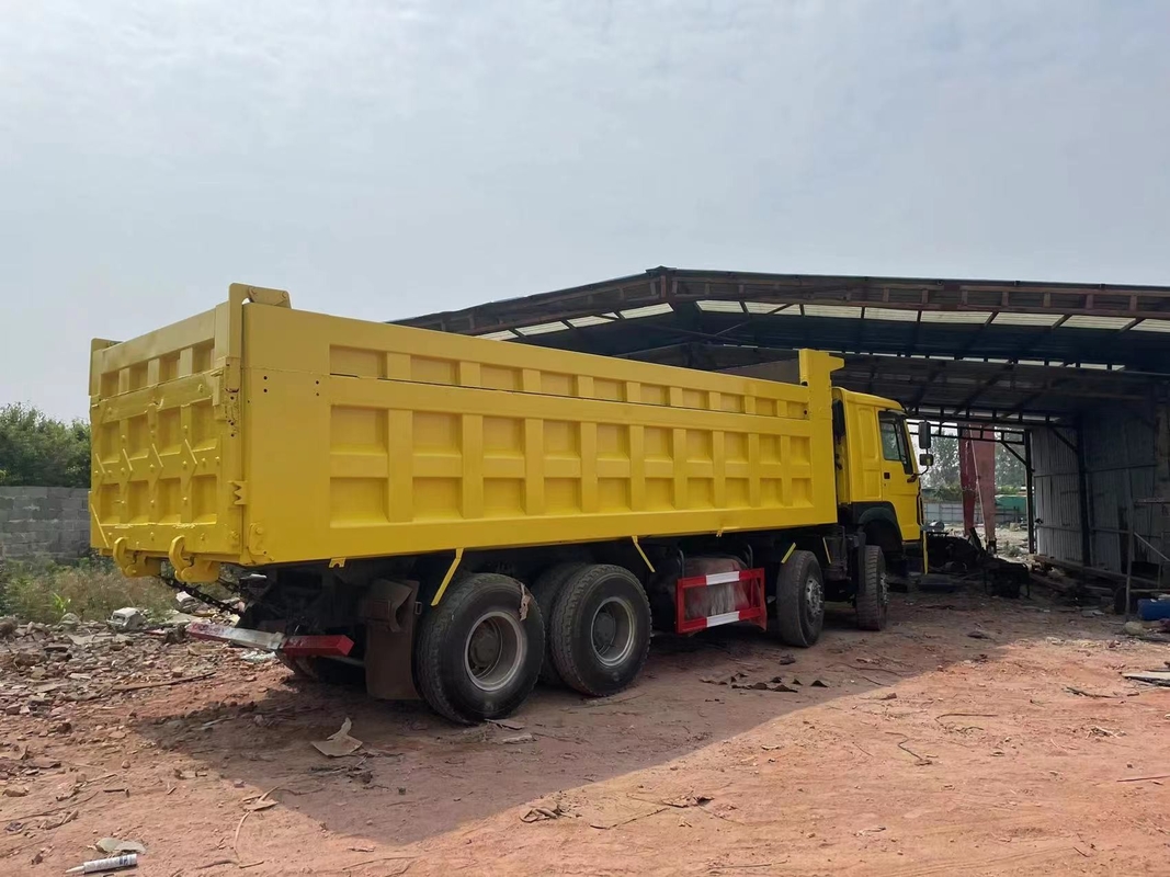 8*4 a utilisé le camion à benne basculante 40ton Mitsubishi Fuso 12 roule le camion d'occasion avec 380HP