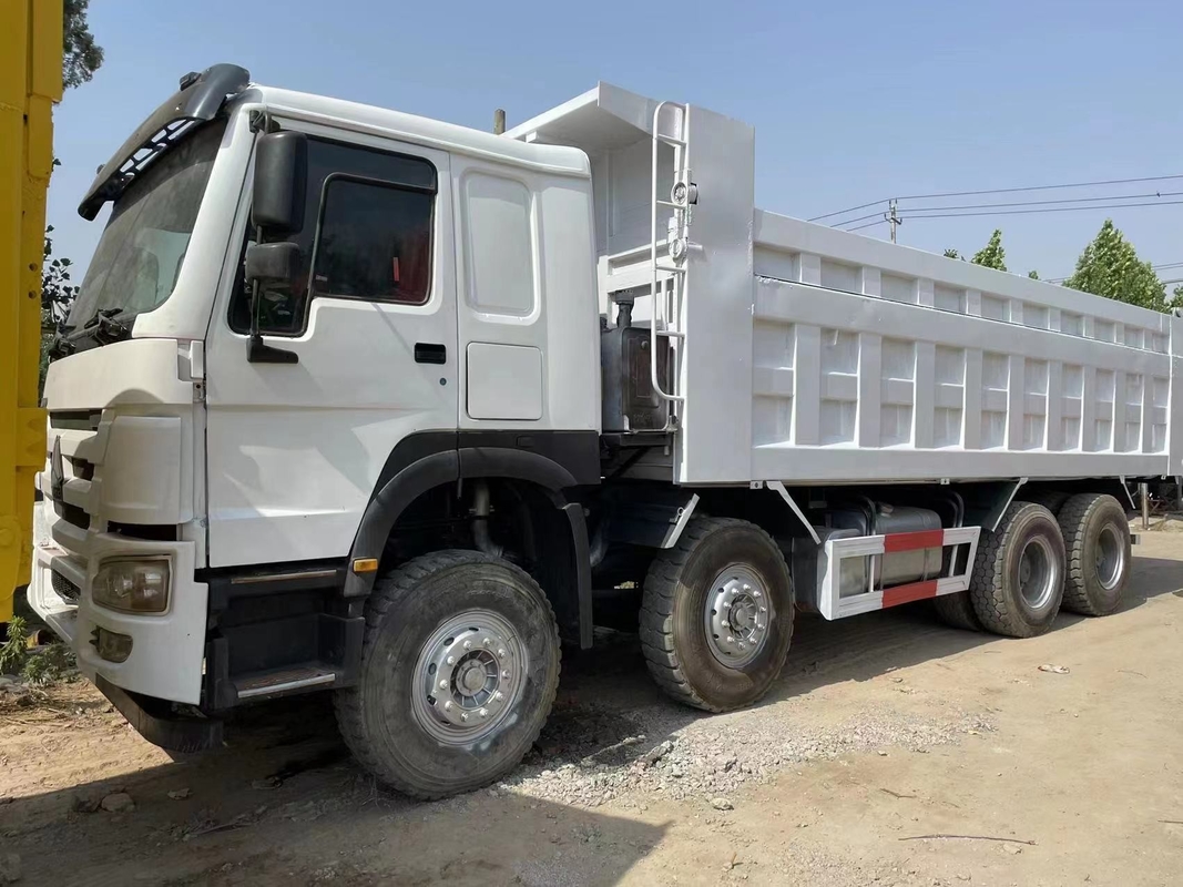 8*4 a utilisé le camion à benne basculante 40ton Mitsubishi Fuso 12 roule le camion d'occasion avec 380HP