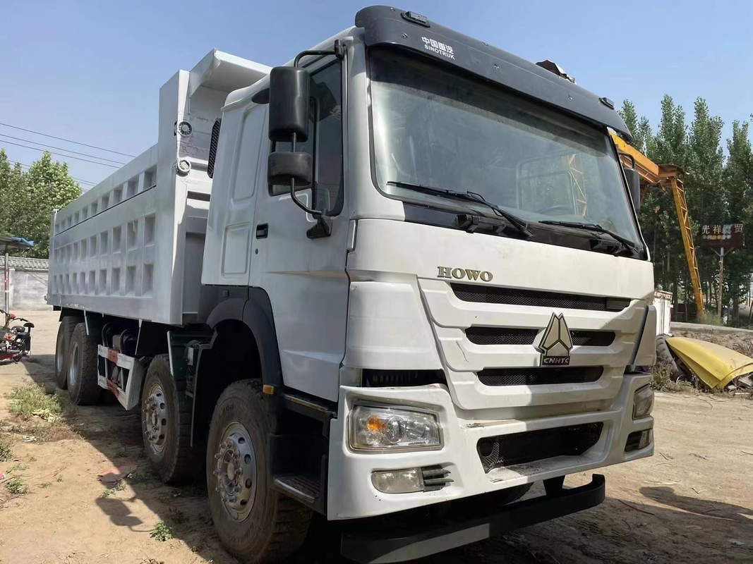 8*4 a utilisé le camion à benne basculante 40ton Mitsubishi Fuso 12 roule le camion d'occasion avec 380HP