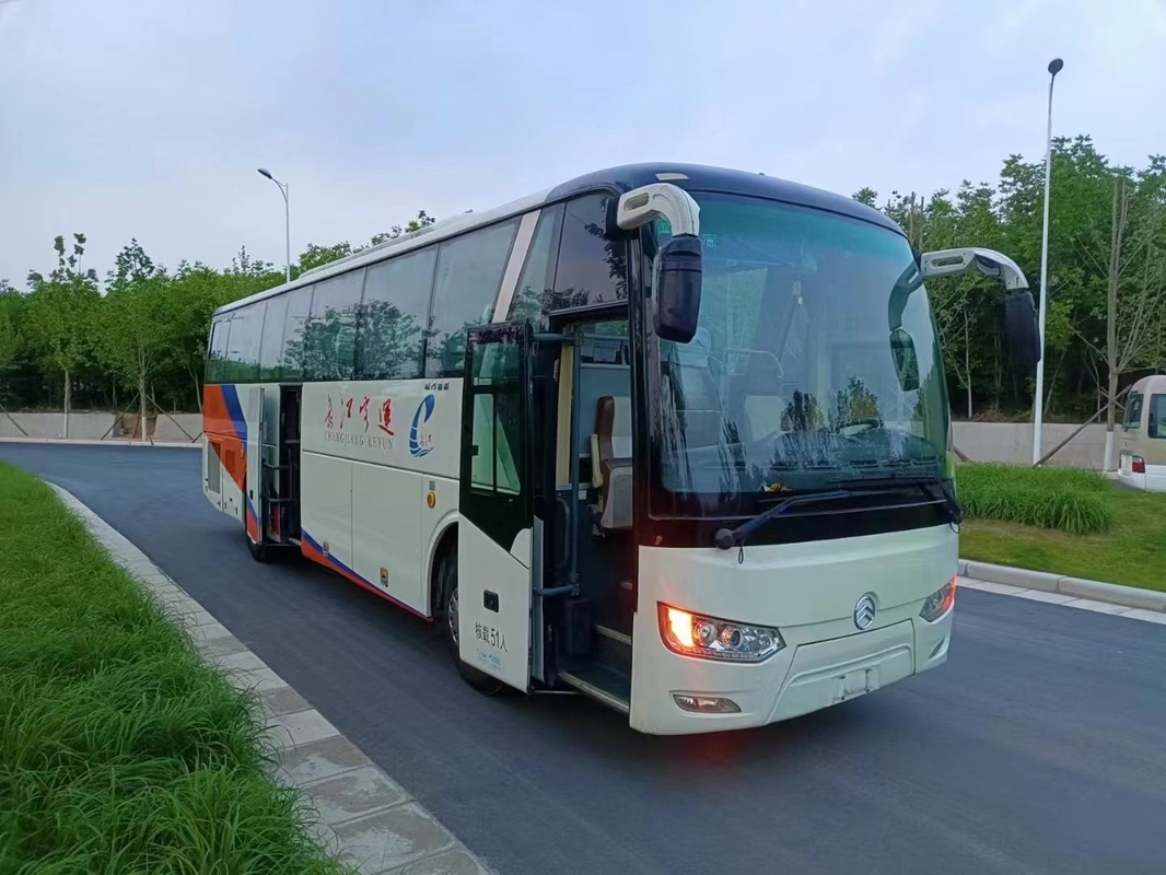 Euro IV de 51 de sièges de Rhd d'arrière de car utilisé par moteur portes de Buses Golden Dragon XML6113 deux