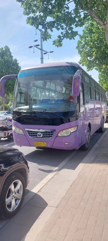 2014 ans 45 Yutong utilisé par sièges transportent le diesel de Bus Front Engine Two Door LHD d'entraîneur de ZK6102D