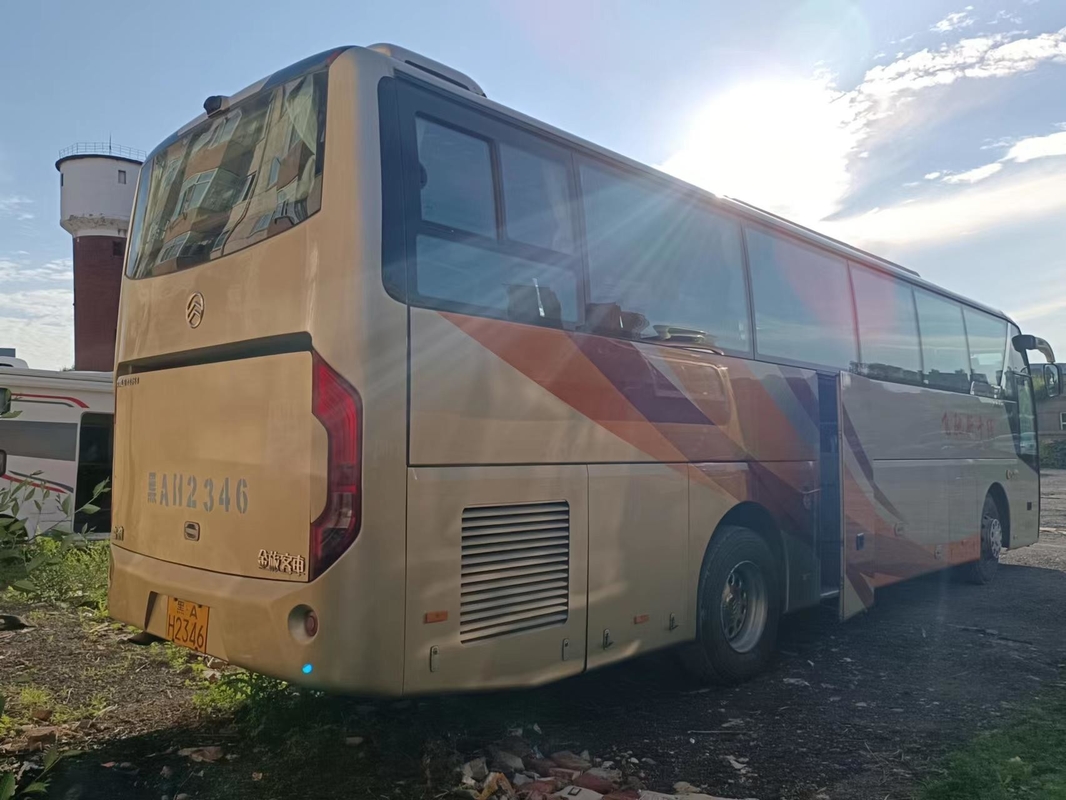 2014 entraîneur d'or LHD de Dragon Bus utilisé par sièges XML6113 de l'an 49 en bon état
