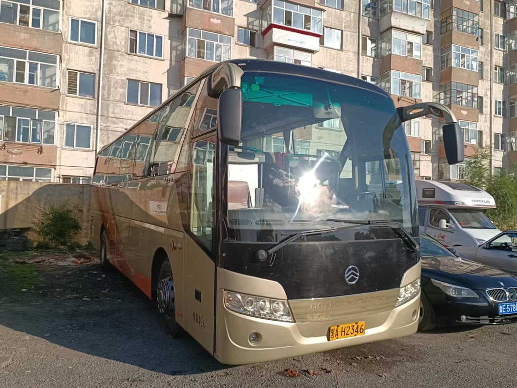 2014 entraîneur d'or LHD de Dragon Bus utilisé par sièges XML6113 de l'an 49 en bon état