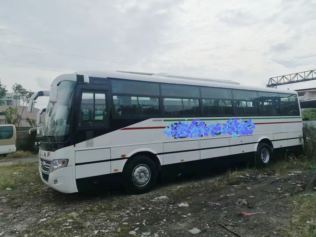 RHD/LHD a utilisé l'entraîneur Bus 2+3layout 60seats avec la suspension de butoir Yutong ZK6112D de ressort de plat