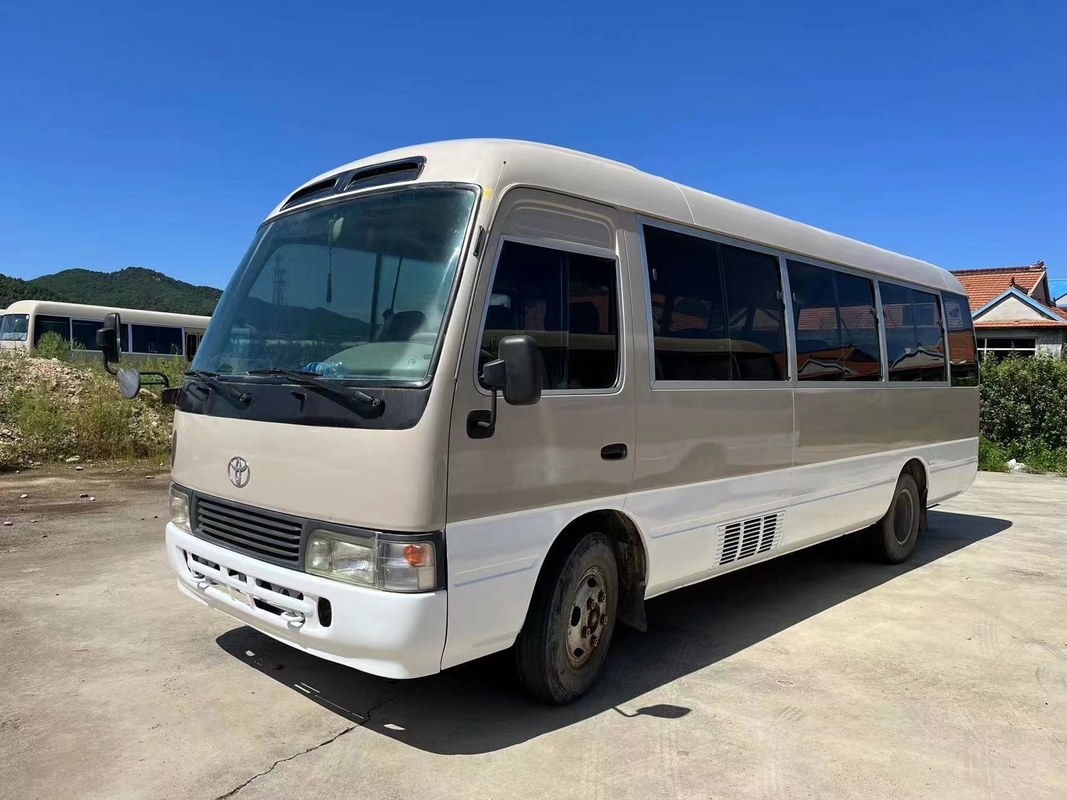 2012 moteur diesel utilisé par sièges de l'autobus 1Hz de caboteur de Toyota de l'an 23 avec la porte de pliage en bon état