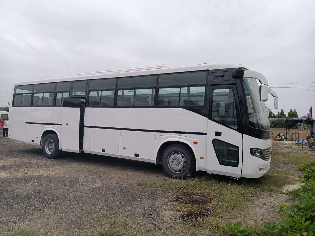 L'autobus Zk6116d F11 de Yutong de la conduite à droite a employé la fenêtre de Silding de portes de Front Engine Bus 53seats deux