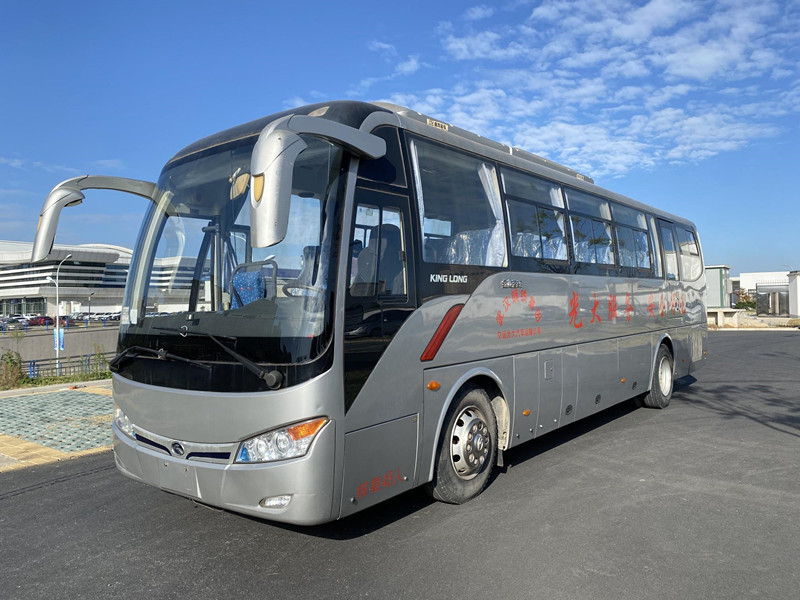 2014 entraîneur utilisé de l'an 45 par sièges Bus Kinglong XMQ6101 avec la direction du moteur diesel LHD